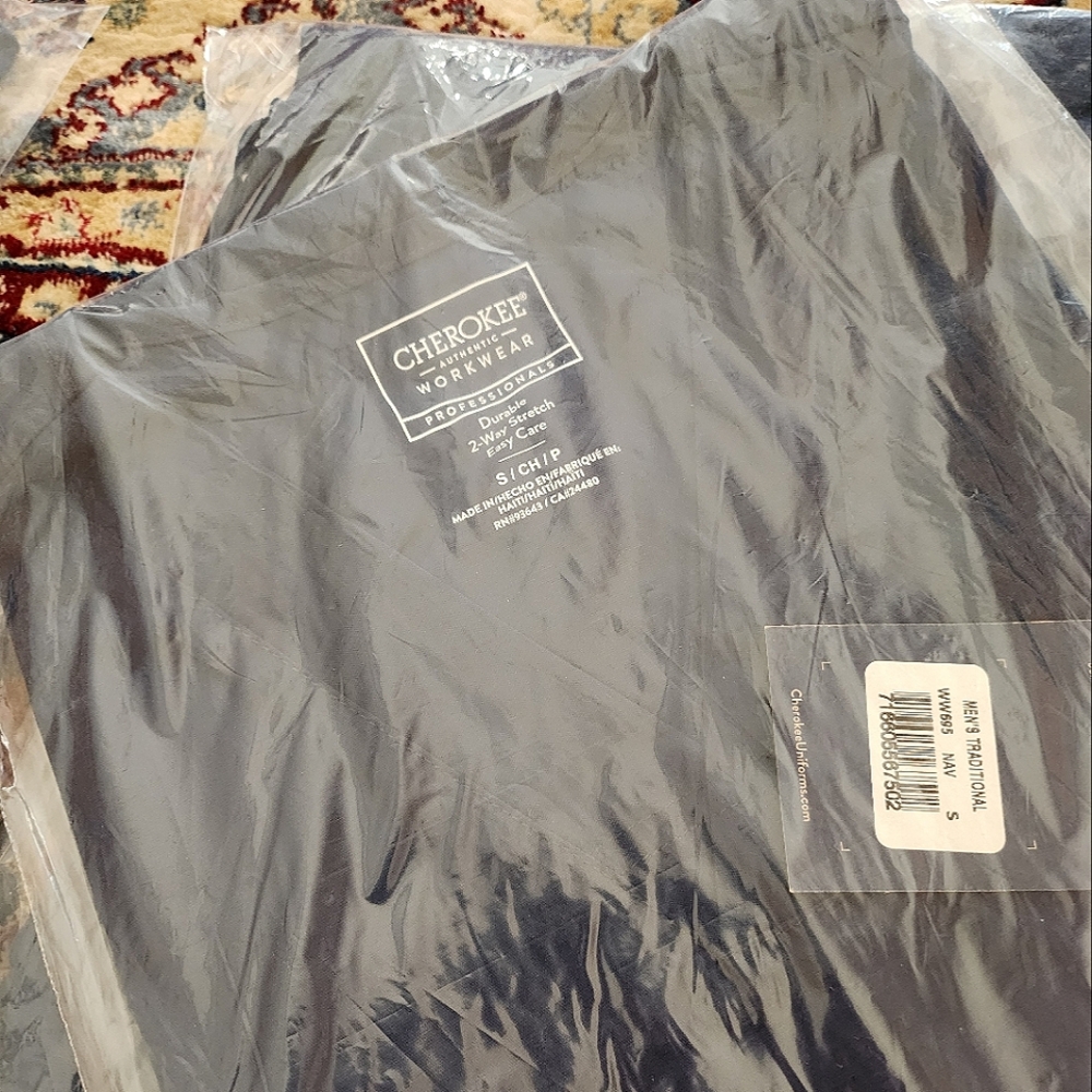 New Men's Scrub  top and pants